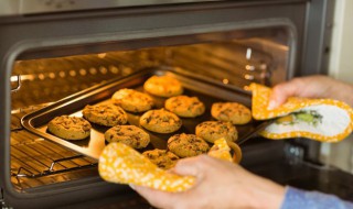 烘焙模具什么材质健康 烤箱的模具什么材料的更健康