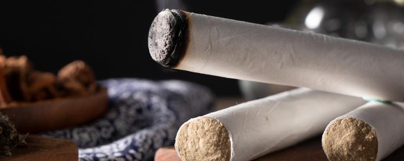 如何判断艾条是否发霉