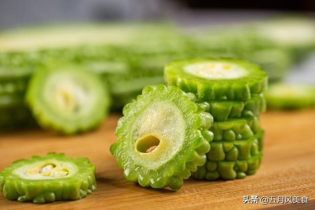 苦瓜叶的功效与作用-苦瓜叶的图片样子