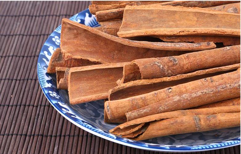 肉桂的功效与作用-肉桂的图片样子