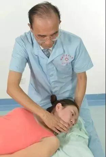 颈部整脊法