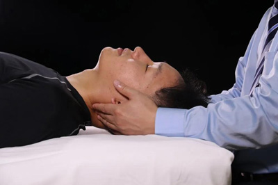 颈椎静态动态触诊